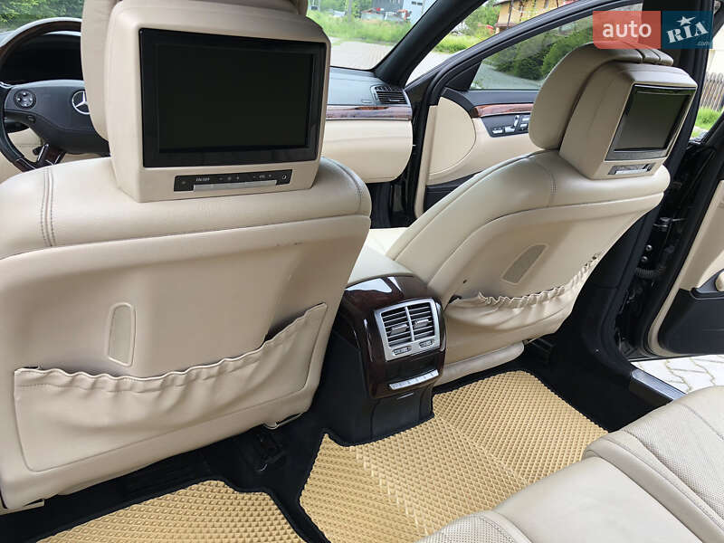 Седан Mercedes-Benz S-Class 2006 в Шепетівці