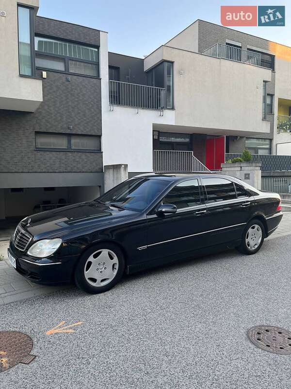 Седан Mercedes-Benz S-Class 2000 в Херсоне
