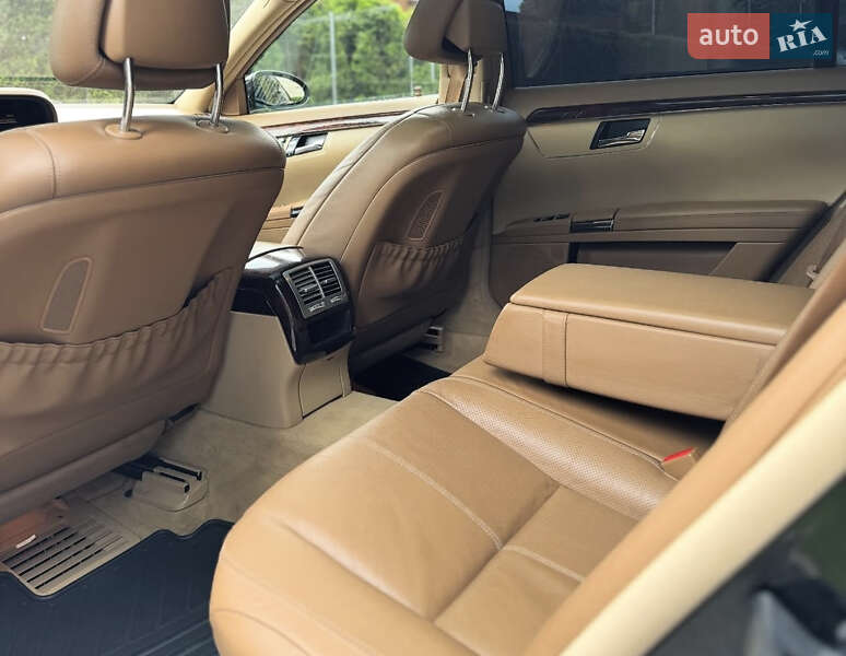 Седан Mercedes-Benz S-Class 2009 в Києві
