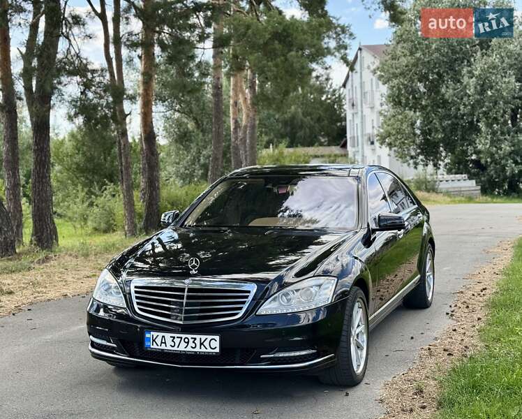 Mercedes-Benz S-Class 2006