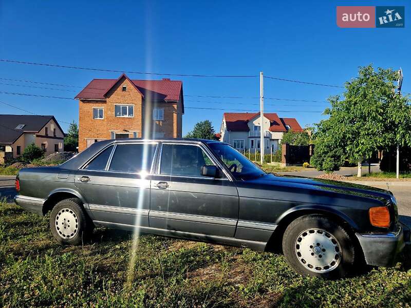 Седан Mercedes-Benz S-Class 1990 в Львове