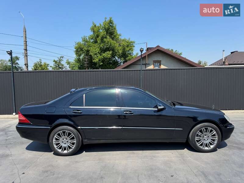 Седан Mercedes-Benz S-Class 2001 в Чернівцях