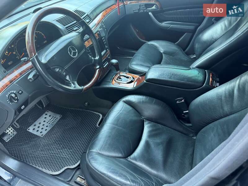 Седан Mercedes-Benz S-Class 2001 в Чернівцях