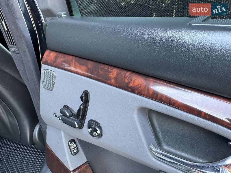 Седан Mercedes-Benz S-Class 2001 в Чернівцях