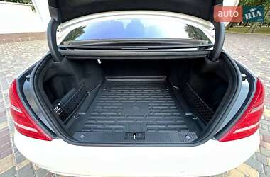 Седан Mercedes-Benz S-Class 2012 в 