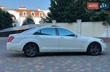 Седан Mercedes-Benz S-Class 2012 в 