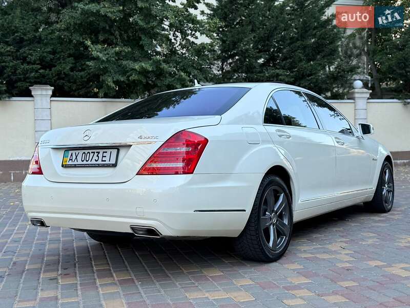 Седан Mercedes-Benz S-Class 2012 в Одессе