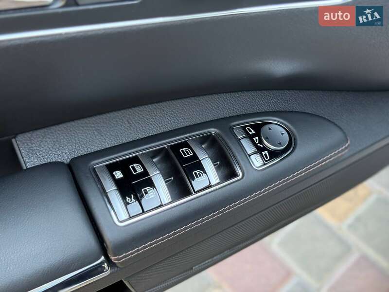Седан Mercedes-Benz S-Class 2012 в Одессе