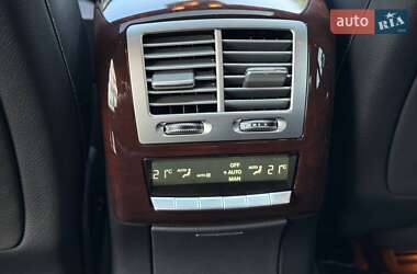 Седан Mercedes-Benz S-Class 2012 в 