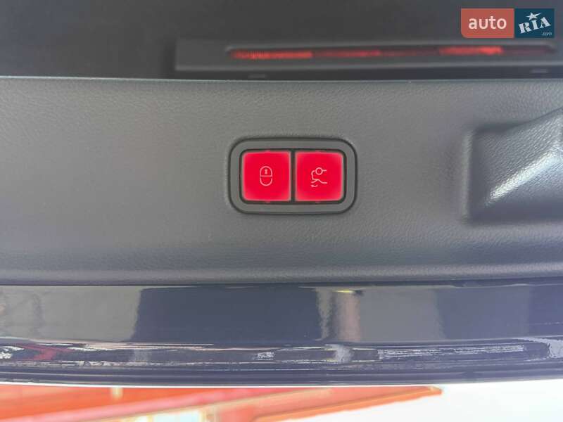 Седан Mercedes-Benz S-Class 2021 в Львове