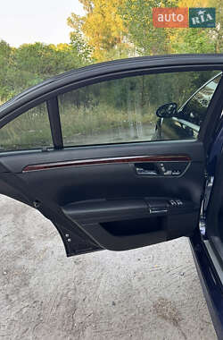 Седан Mercedes-Benz S-Class 2007 в 