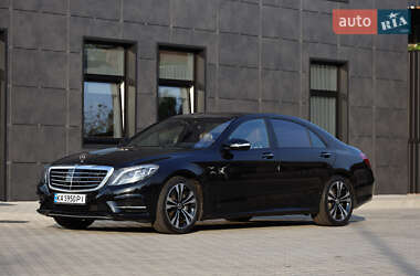 Седан Mercedes-Benz S-Class 2015 в 
