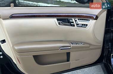 Седан Mercedes-Benz S-Class 2008 в 