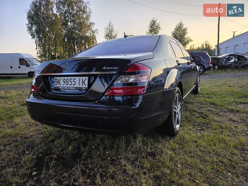 Седан Mercedes-Benz S-Class 2007 в Ровно