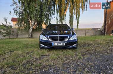 Седан Mercedes-Benz S-Class 2007 в Ровно