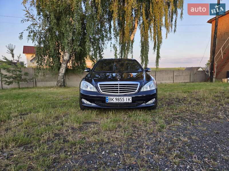 Mercedes-Benz S-Class 2007