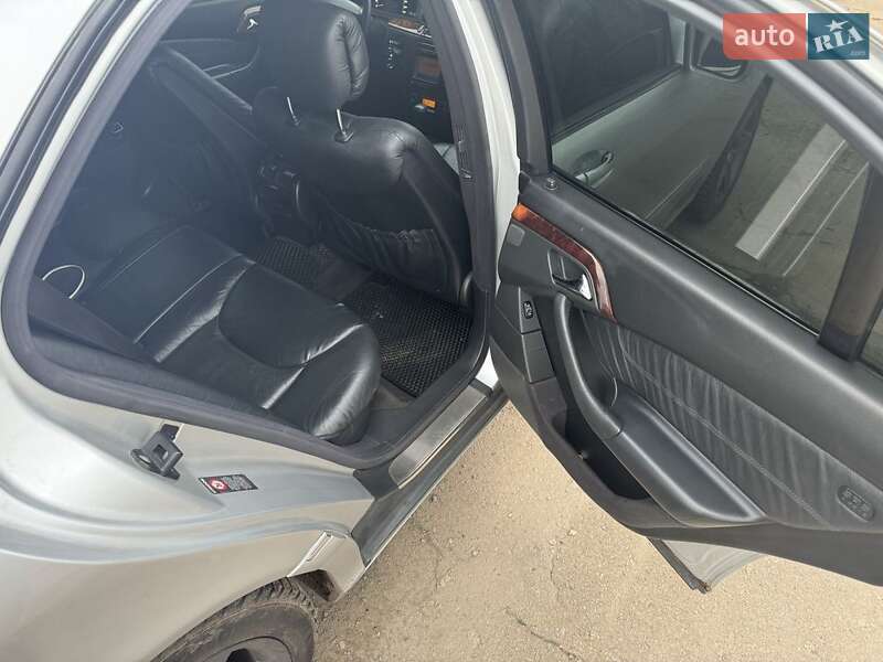 Седан Mercedes-Benz S-Class 2001 в Львове