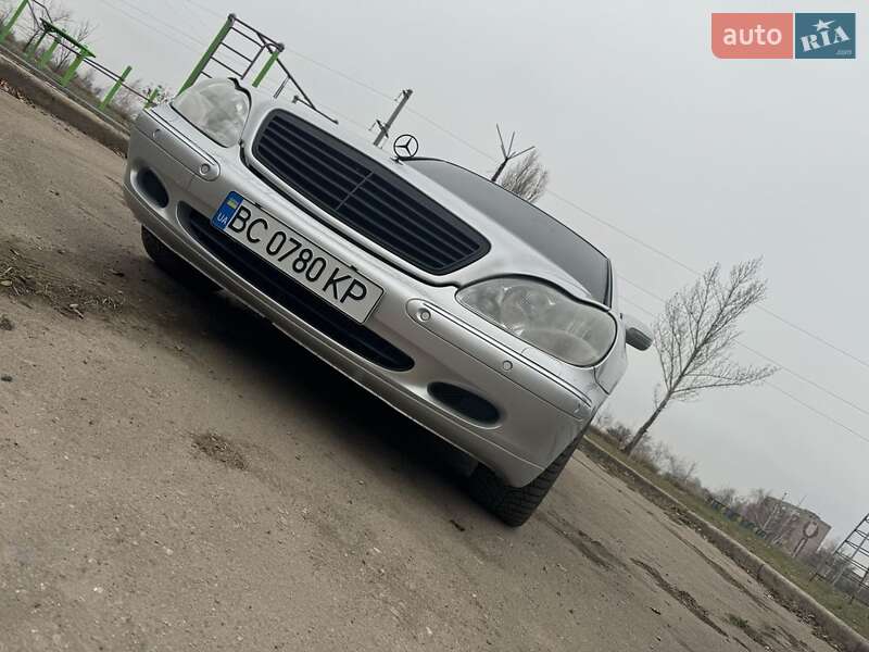 Седан Mercedes-Benz S-Class 2001 в Львове
