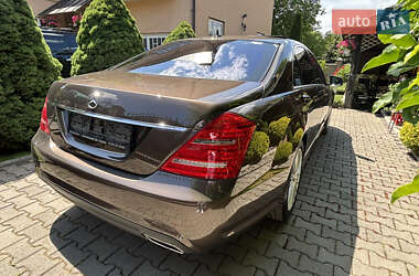 Седан Mercedes-Benz S-Class 2011 в 