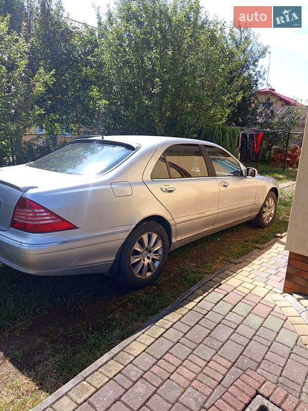 Седан Mercedes-Benz S-Class 2002 в 