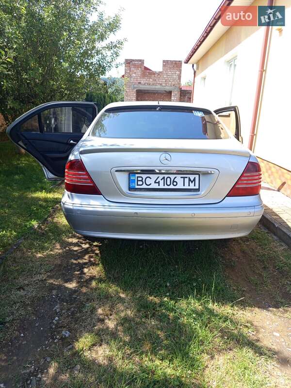 Седан Mercedes-Benz S-Class 2002 в Бориславе