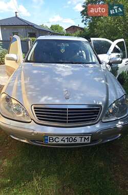 Седан Mercedes-Benz S-Class 2002 в 