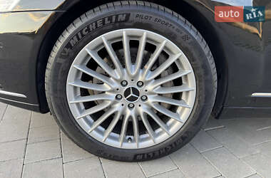 Седан Mercedes-Benz S-Class 2012 в 