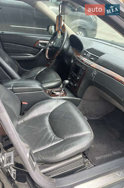 Седан Mercedes-Benz S-Class 2001 в 