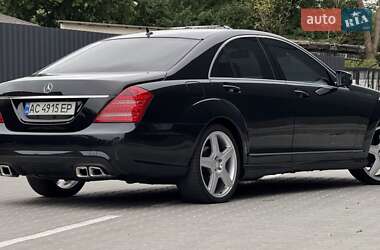 Седан Mercedes-Benz S-Class 2009 в 