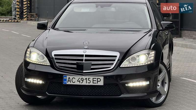 Седан Mercedes-Benz S-Class 2009 в Стрию