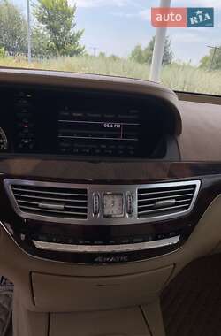 Седан Mercedes-Benz S-Class 2008 в 