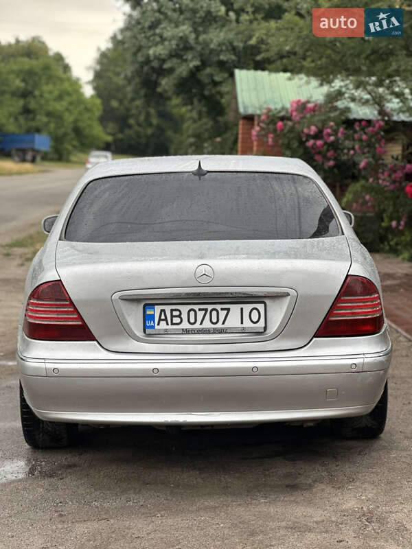 Седан Mercedes-Benz S-Class 2000 в Браиловом