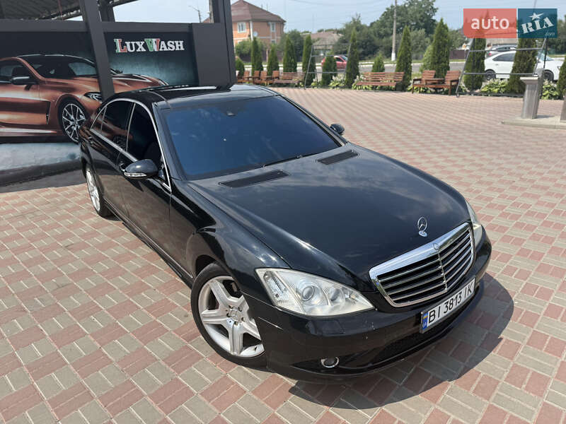 Седан Mercedes-Benz S-Class 2008 в 