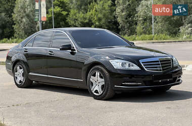 Седан Mercedes-Benz S-Class 2012 в 