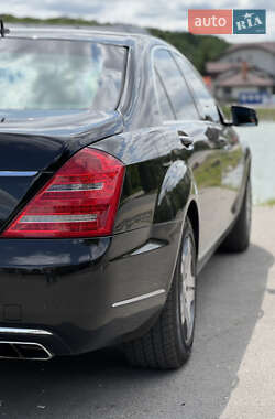 Седан Mercedes-Benz S-Class 2012 в 
