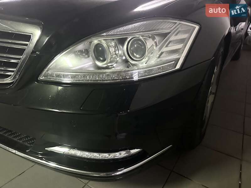 Седан Mercedes-Benz S-Class 2008 в Днепре