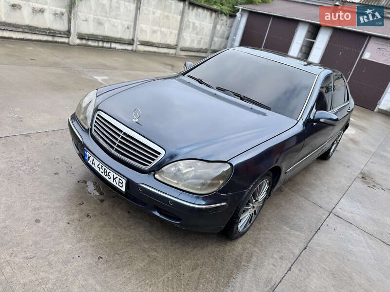 Mercedes-Benz S-Class 2000