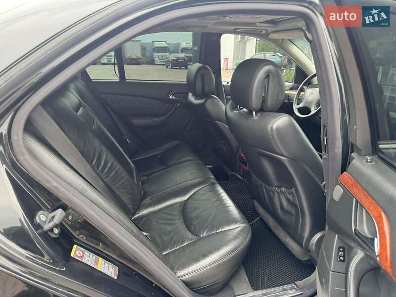 Седан Mercedes-Benz S-Class 2004 в Кутах