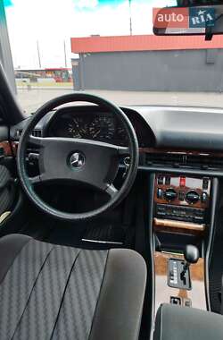 Седан Mercedes-Benz S-Class 1988 в 