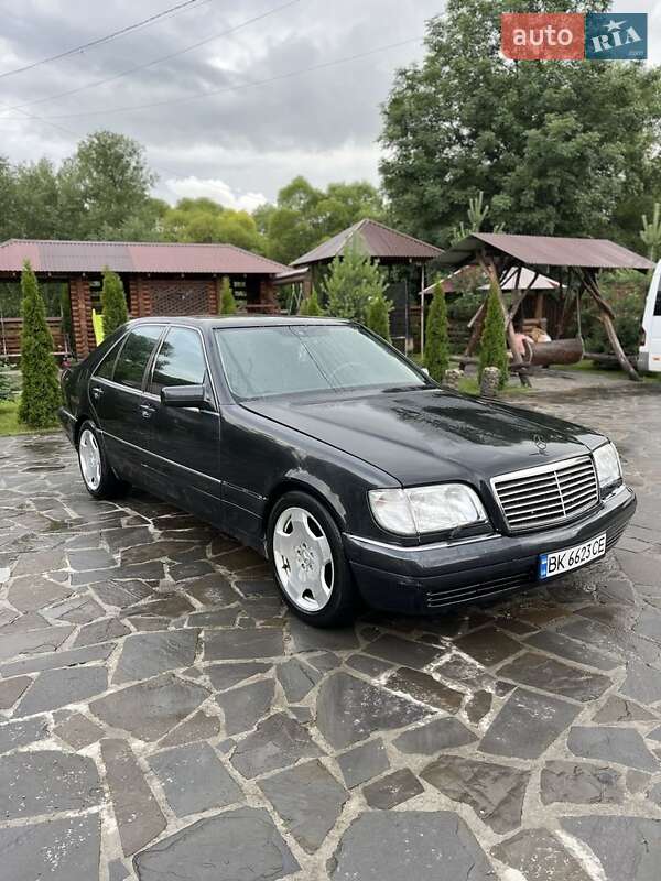 Mercedes-Benz S-Class 1996