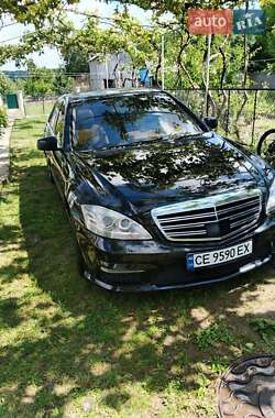 Седан Mercedes-Benz S-Class 2006 в Кельменцях