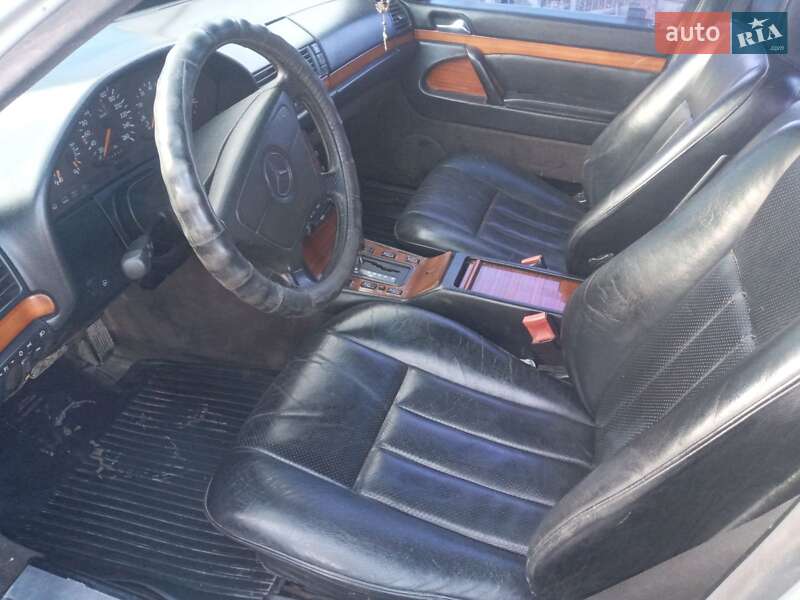 Седан Mercedes-Benz S-Class 1993 в Золочеве