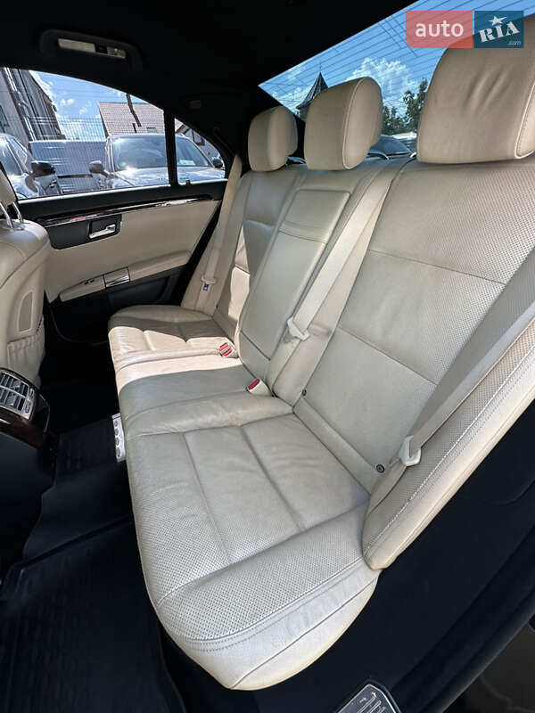 Седан Mercedes-Benz S-Class 2010 в Ивано-Франковске