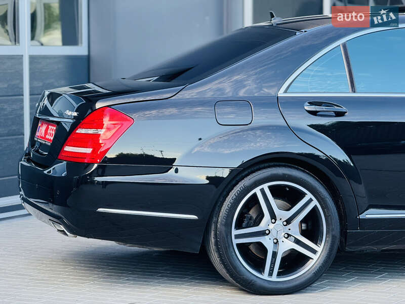 Седан Mercedes-Benz S-Class 2011 в Мукачево