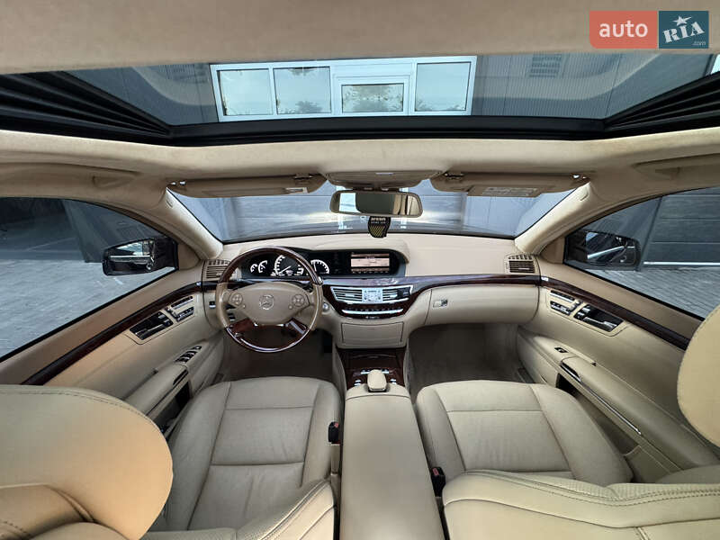 Седан Mercedes-Benz S-Class 2011 в Мукачево