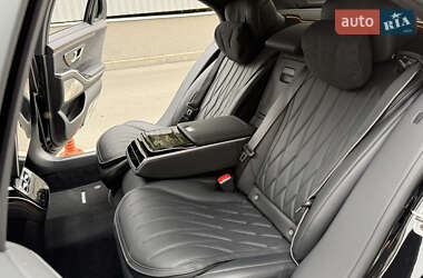 Седан Mercedes-Benz S-Class 2023 в 
