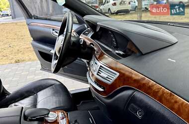 Седан Mercedes-Benz S-Class 2006 в 