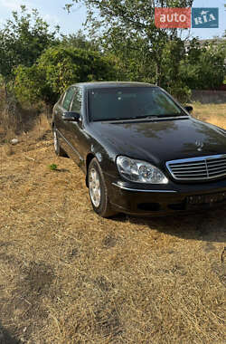 Седан Mercedes-Benz S-Class 2001 в  фото 2 Седан Mercedes-Benz S-Class 2001 в