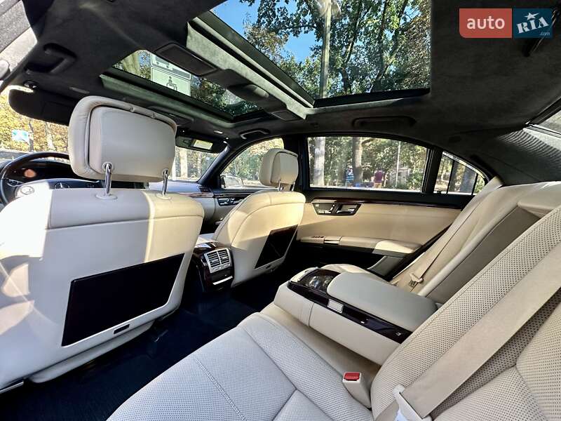 Седан Mercedes-Benz S-Class 2006 в Киеве