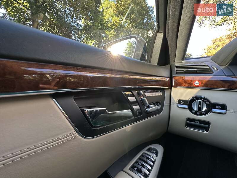 Седан Mercedes-Benz S-Class 2006 в Киеве